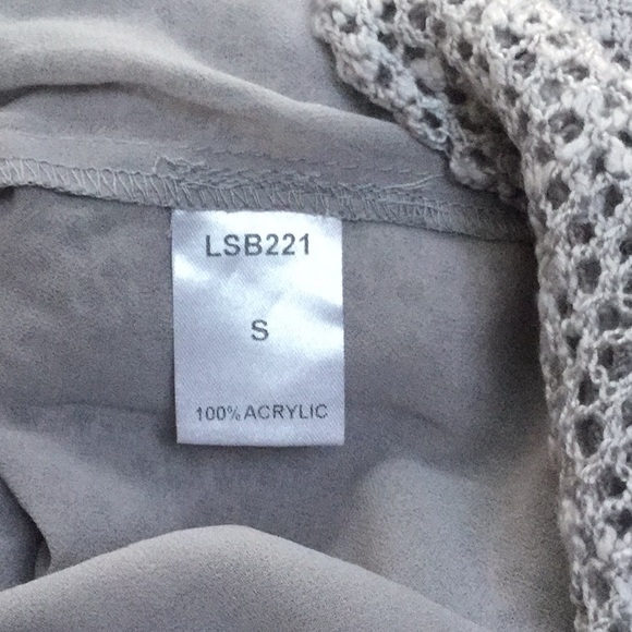 Dahlya Split Back Sweater 💗 Gray - Picture 5 of 8